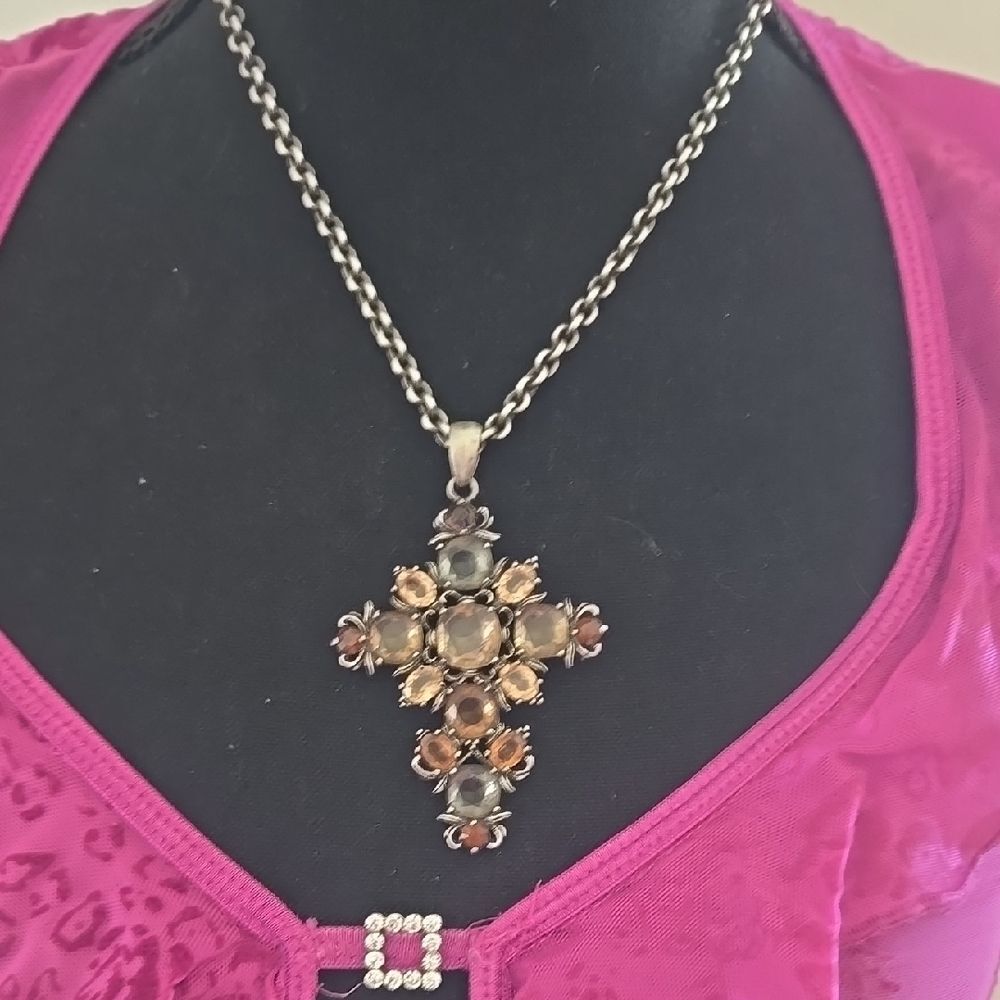 Victoria & Albert Victorian Museum Topaz Cross